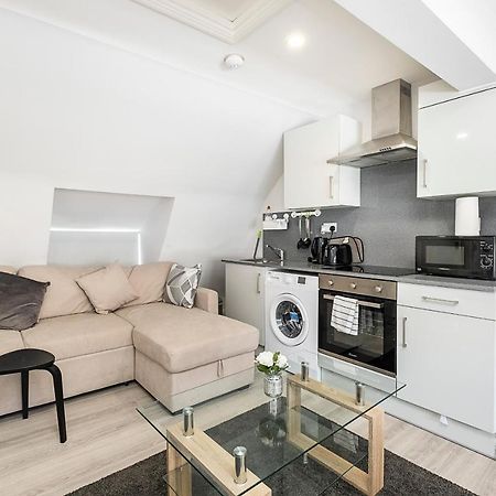 Securematics Superior Studio Apartments London Exterior photo