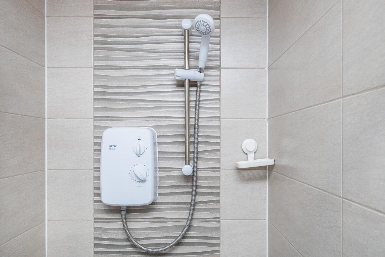 Securematics Superior Studio Apartments London Exterior photo